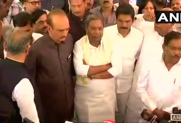 कर्नाटक विधानसभा निवडणूक निकाल 2018 Live: दोन्ही पक्षांकडून सत्तास्थापनेचा दावा