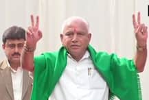 एकट्या येडियुरप्पांनीच शपथ घेतली, कर्नाटकच्या मुख्यमंत्रीपदी विराजमान!