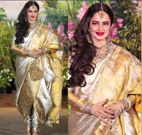 रेखा : रेखा यांनी फितूर सिनेमा अर्ध्यावरच सोडला होता. सिनेमातील लूक अप टू दी मार्क नाही, असं त्यांचं म्हणणं होतं. त्यानंतर निर्मात्यांनी तब्बूला या सिनेमात घेतलं. (फोटो : इंस्टाग्राम)