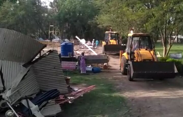 Asaram bapu ashram Encroachment in nashik has been demolished आसाराम बापूच्या आश्रमाचं अतिक्रमण जमीनदोस्त, तुकाराम मुंढेंची कारवाई