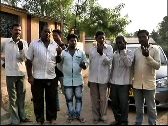 ..म्हणून पालघरमधील मतदारांच्या मधल्या बोटाला शाई!