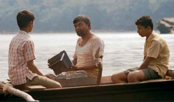 Redu Film Review सुरेल, प्रेक्षणीय 'रेडू'