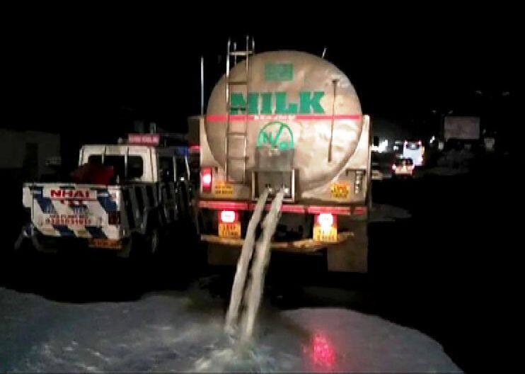 Maharashtra farmers on strike live update शेतकरी संपावर, आजपासून 10 दिवस संप!