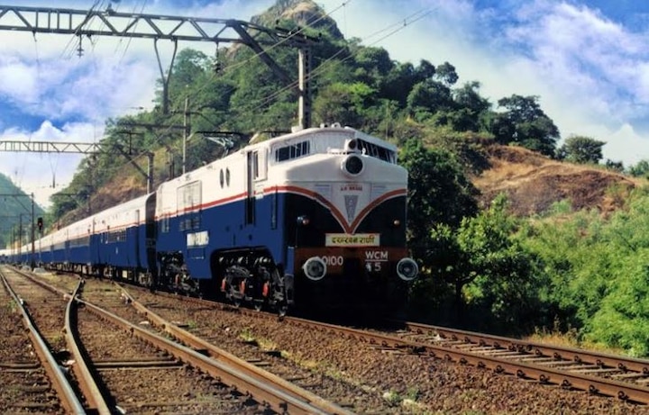Mumbai-Pune Deccan Queen Express commute to be cut by 30 minutes पुणे-मुंबई प्रवाशांसाठी खुशखबर, डेक्कन क्वीनच्या प्रवासाचा वेळ कमी होणार