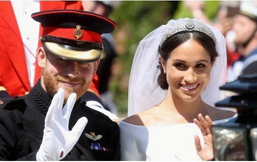 Prince Harry and Meghan Markle are returning Royal wedding gifts worth Rs 63 crore latest update प्रिन्स हॅरी-मेगन मार्कल 63 कोटींचा आहेर परत करणार