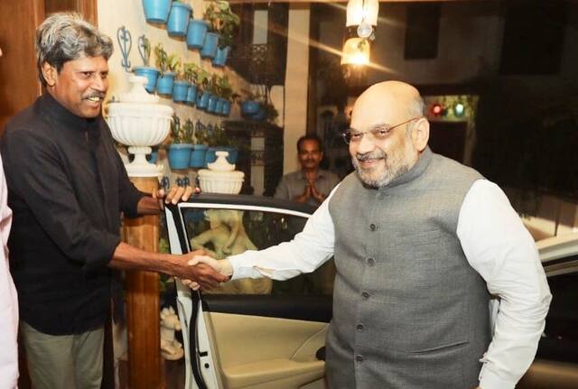 स्पेशल रिपोर्ट : भाजपवर 'संपर्क फॉर समर्थन'ची वेळ का आली?