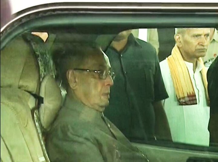 former president Pranab Mukherjee arrives in Nagpur for RSS Event प्रणव मुखर्जी नागपुरात दाखल, वादावर काय बोलणार?