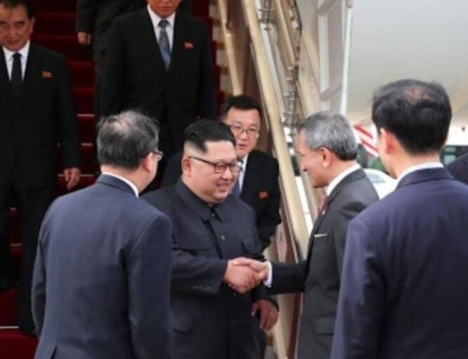 North Koreas leader kim jong & Donald Trump meeting in Singapore सिंगापुरात आज बहुप्रतीक्षित ‘किम-ट्रम्प’ भेट