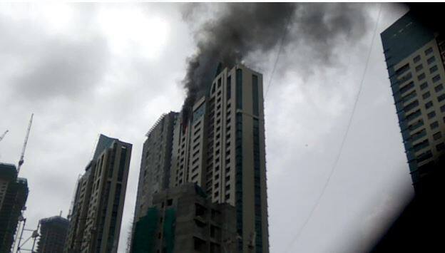 याच इमारतीत अभिनेत्री दीपिका पदुकोण हीचं घर आणि ऑफिसही असल्याची माहिती मिळते. या इमारतीच्या 26 व्या मजल्यावर दीपिकाचा 4 बीएचकेचा फ्लॅट आहे.