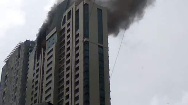 याशिवाय अनेक उद्योजकांची कार्यालयंही या इमारतीत आहे.