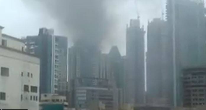 बो मोंड इमारतीच्या 33 व्या मजल्याला आग लागली असली, तरी फायर ब्रिगेडकडे तेवढ्या उंचीची शिडीच उपलब्ध नाही. त्यामुळे ही आग विझवण्यासाठी अग्निशमन दलाला मोठी कसरत करावी लागत आहे.