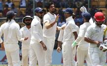 अफगाणिस्तानला 109 धावांत गुंडाळलं, फॉलोऑनची नामुष्की