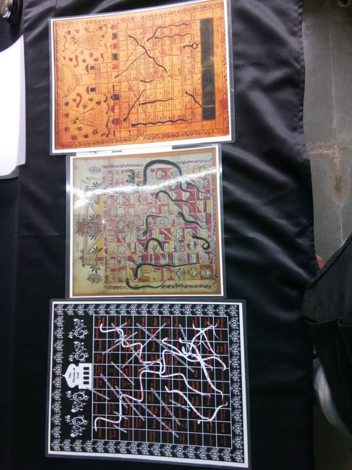 सांप सीडी- 8 व्या शतकापासून खेळला जायचा. जो आजही अनेक जण खेळतात