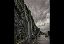 मुंबई-पुणे एक्सप्रेस वेवरील नयनरम्य दृश्य