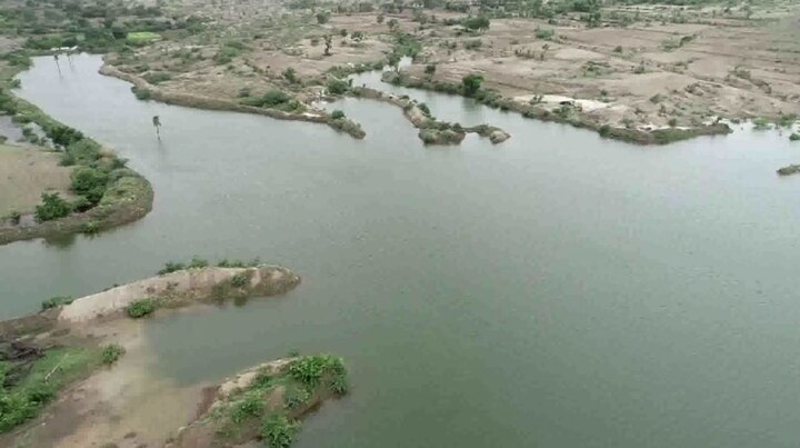 Drought hit Atpadi taluka water success story लोकसहभागाला नाम फाऊंडेशनचं बळ, दुष्काळी आटपाडी तालुका पाणीदार