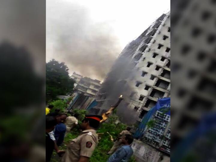 पोलिस, स्थानिक, अग्निशमन दलाकडून घटनास्थळी मदत आणि बचावकार्य युद्धपातळीवर सुरु आहे.