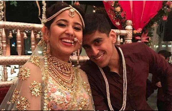 इन्स्टाग्रामवर दोघांनी आपल्या लग्नाचे फोटो, व्हिडिओ शेअर केले आहेत.