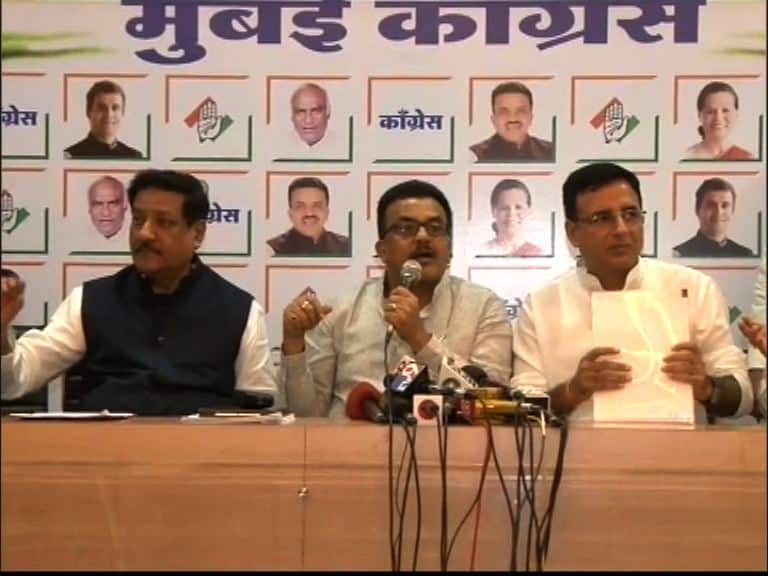 Scam in Navi Mumbai's CIDCO land, Congress accuses Devendra Fadanvis latest update मुख्यमंत्र्यांकडून 1767 कोटींची जमीन 3 कोटीत बिल्डरला : काँग्रेस