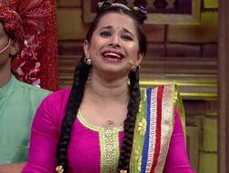 'समुद्रा'एवढं आव्हान, श्रेया बुगडेचं रंगभूमीवर पाऊल