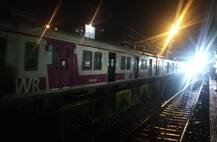 पूल दुर्घटना : पश्चिम रेल्वेवर दोन्ही दिशेची वाहतूक पूर्वपदावर