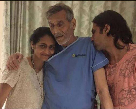 विनोद खन्ना : विनोद खन्ना यांनी सत्तरच्या दशकात अनेक चाहत्यांना आपल्या अदाकारीने वेड लावलं. विनोद खन्ना यांना ब्लॅडरचा कर्करोग झाला होता. त्यातच प्रकृती खालावल्यामुळे त्यांनी 70 व्या वर्षी अलविदा केलं.