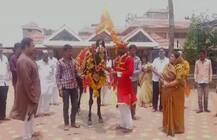 वारीच्या पालखीसाठी मोहिते-पाटलांचा शौर्य घोडा देहूकडे रवाना