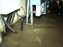 पावसामुळे बत्ती गुल, विधानभवन अंधारात, कामकाज ठप्प