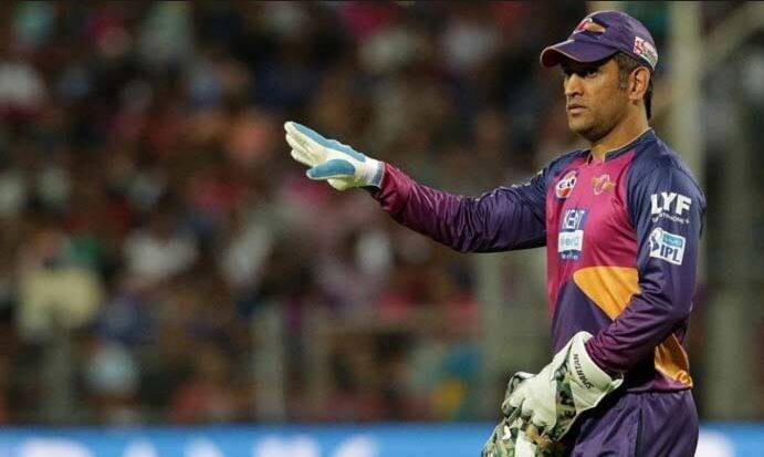 आयपीएलमधील धोनीच्या एकूण कामगिरीचाही सिनेमाच्या सिक्वेलमध्ये समावेश होण्याची शक्यता आहे. आयपीएलमध्ये चेन्नई सुपर किंग्जवर बंदी आणली गेल्यानंतर धोनीला दुसऱ्या खेळाडूच्या नेतृत्वात खेळावे लागले होते. असं आयपीएलच्या इतिहासात पहिलांदाच घडत होतं.