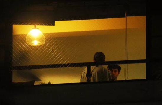 रणबीर कपूर आणि महेश भट्ट यांच्या भेटीचे फोटो समोर आले आहेत. 