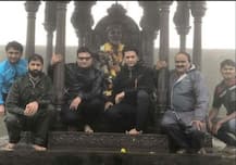 \'त्या\' फोटोच्या निषेधास असलेली इतिहासाची झालर...