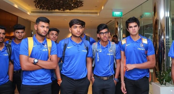 भारताचा अंडर 19 संघ श्रीलंका दौऱ्यावर 2 चार दिवसीय सामने आणि 5 वन डे सामन्यांची मालिका खेळणार आहे.