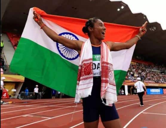 हिमा व्यतिरिक्त ज्युनियर जागतिक चॅम्पियनशीपमध्ये सीमा पुनियाने 2002 साली डिस्कस थ्रोमध्ये कांस्य आणि नवदीप कौर ढिल्लनने 2014 मध्ये डिस्कस थ्रो मध्येच कांस्य पदकावर नाव कोरलं होतं.