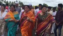 न्याय देणारं सरकार येऊ दे, अजित पवारांच्या पत्नीचं पांडुरंगाला साकडं