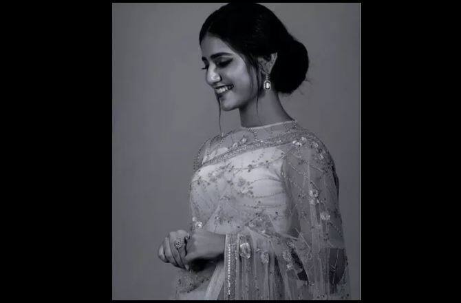 ही जाहिरात नेमकी कशाची असेल, याबाबत अजून माहिती समोर आलेली नाही. मात्र ही जाहिरात मुंबईतील एका स्टुडिओत शूट केली जाणार आहे. (फोटो : इंस्टाग्राम) 