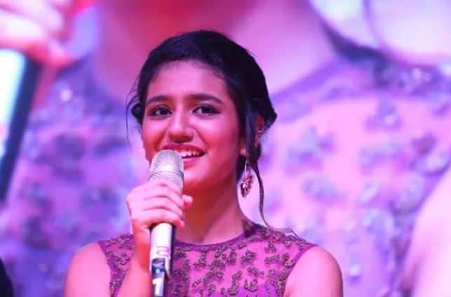 यावर्षी फेब्रुवारीमध्ये प्रियाचं गाणं व्हायरल झालं होतं. या गाण्यातील तिच्या डोळ्यांच्या हावभावाने तरुणाईला अक्षरशः वेड लावलं होतं. (फोटो : इंस्टाग्राम)