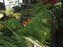 उन्हाळ्याच्या सुरुवातीलाच भाज्यांचे दर कडाडले, उन्हामुळे भाज्यांची आवक घटली