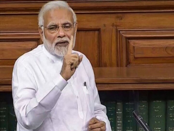 PM Narendra Modi hits back congress on no confidence motion अविश्वास प्रस्ताव म्हणजे 'मोदी हटाओ'साठीची झटापट : मोदी