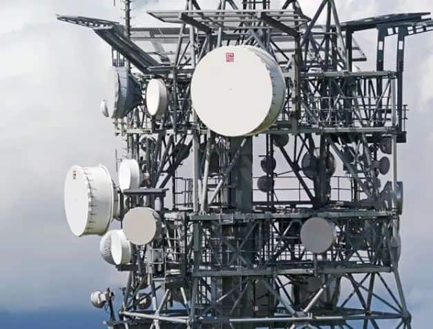 अॅपलचं म्हणणं आहे की, डीएनडी अॅप युजर्सचे कॉल आणि मेसेज रेकॉर्ड करण्याची परवानगी मागतो. त्यामुळे युजरची गोपनियता धोक्यात येऊ शकते. आता डीएनडी अपच्या या भांडणात कोण नमतं घेईल, हे पाहावं लागेल.