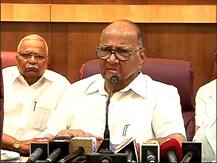 सरकारने राज्यघटनेत थोडी दुरुस्ती करुन मराठ्यांना आरक्षण द्यावं : शरद पवार