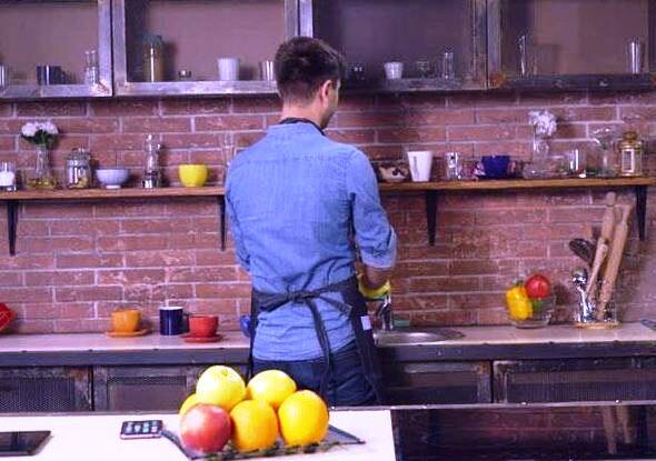 घरकाम करणारा पुरुष बायल्या नव्हे! Kavita Nanaware's blog husbands who helps in household work घरकाम करणारा पुरुष बायल्या नव्हे!