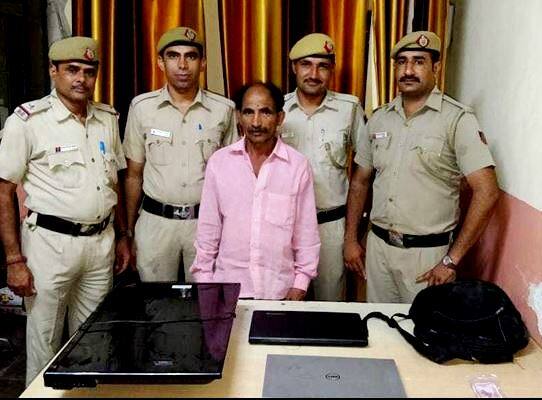 Man stole valuables to impress five girlfriends in Delhi, arrested latest update पाच गर्लफ्रेण्ड्सना खुश करण्यासाठी चोऱ्या करणारा वृद्ध अटकेत