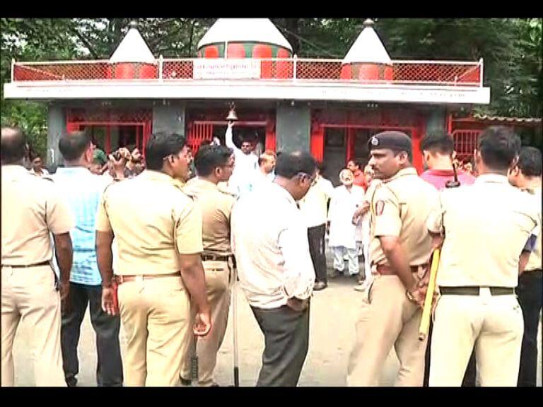 Nagpur : temporary relief to Illegal temples by court latest update नागपुरातील 967 अनधिकृत मंदिरांना 50 हजार भरण्याचे आदेश