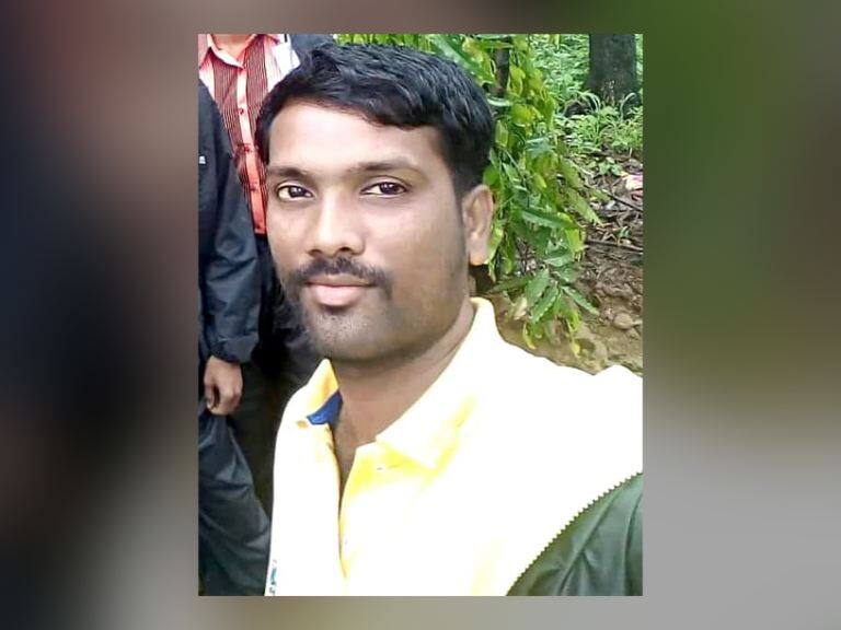 Electrician dies due to electric shock in Ambarnath अंबरनाथमध्ये विद्युत कर्मचाऱ्याचा विजेच्या धक्क्याने मृत्यू