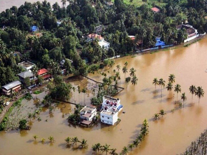 Kerala Rains to continue for 48 hours, death toll rises to 29 केरळमध्ये पावसाचं थैमान सुरुच, 54 हजार नागरिक बेघर