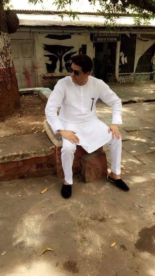 एनएफएआयच्या संग्रहात असलेली ‘किल्ले रायगड’ ही दुर्मिळ चित्रफित राज यांनी प्रिव्ह्यू थिएटरमध्ये बसून पाहिली. 