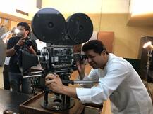 राज ठाकरेंची राष्ट्रीय चित्रपट संग्रहालयाला भेट