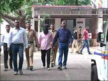 फरार आरोपीची बीबीए, एमबीए, हॉटेल मॅनेजमेंट करुन बँकेत नोकरी