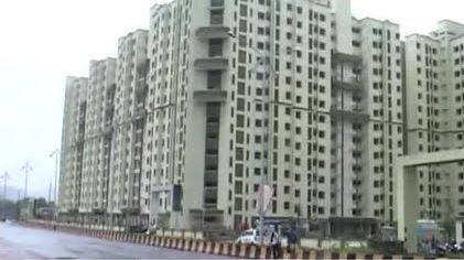 सिडको (शहर आणि औद्योगिक विकास महामंडळ) च्या माध्यमातून घरांची बम्पर लॉटरी जाहीर होणार आहे. सिडकोने एकाच वेळी तब्बल 14 हजार 838 घरांची लॉटरी काढली असून याचा फायदा आर्थिकदृष्ट्या दुर्बल घटकांसाठी आणि अल्प उत्पन्न गटासाठी होणार आहे.