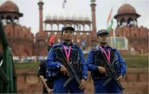 स्वातंत्र्य दिनाच्या पार्श्वभूमीवर दिल्ली, लाल किल्ला परिसरात कडेकोट बंदोबस्त