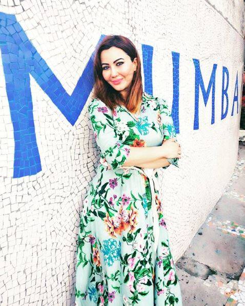 मात्र नौशीन अली सरदारने प्लास्टिक सर्जरी केल्याचा दावा फेटाळाला आहे.